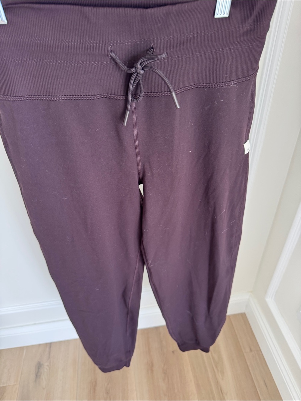 Vuori Women's Deep Plum Drawstring Joggers